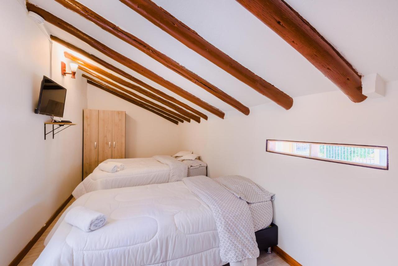 Hostal Dona Eliza Bogotá Dış mekan fotoğraf